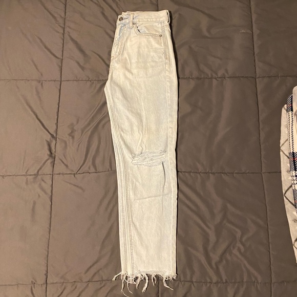 American Eagle Mom Jeans - Picture 1 of 4